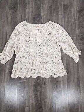 Solitaire Size XL Cream Crocheted Blouse